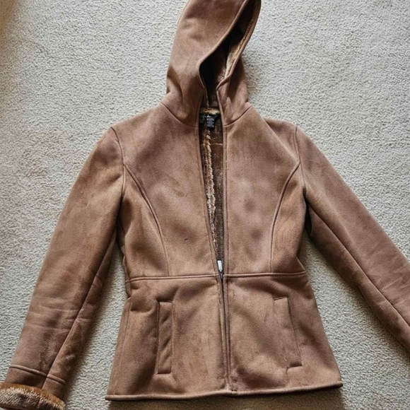 Jacket - Picture 2 of 3